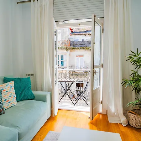 Ybh Luis Taboada 13, 3a Apartman *