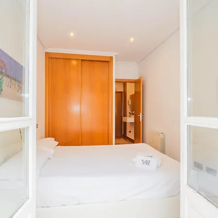 Ybh Luis Taboada 13, 3a Apartman *